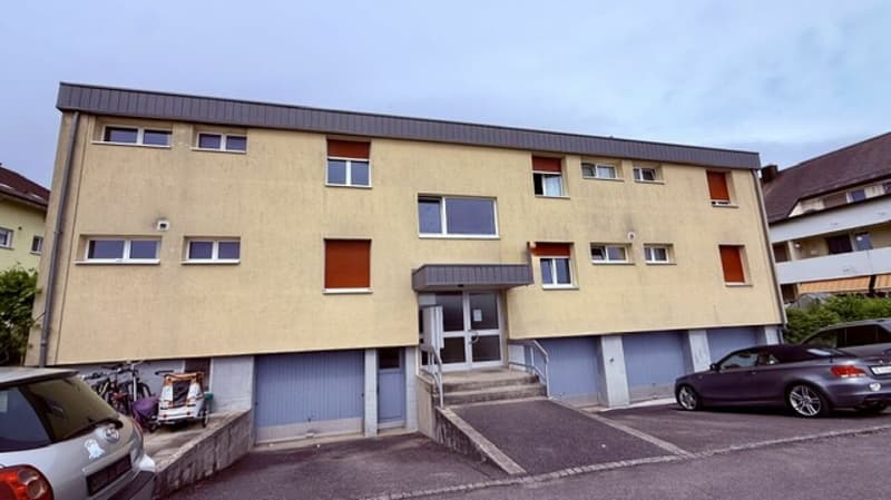 2 1/2-Zimmerwohnung mit schönem Balkon (10)
