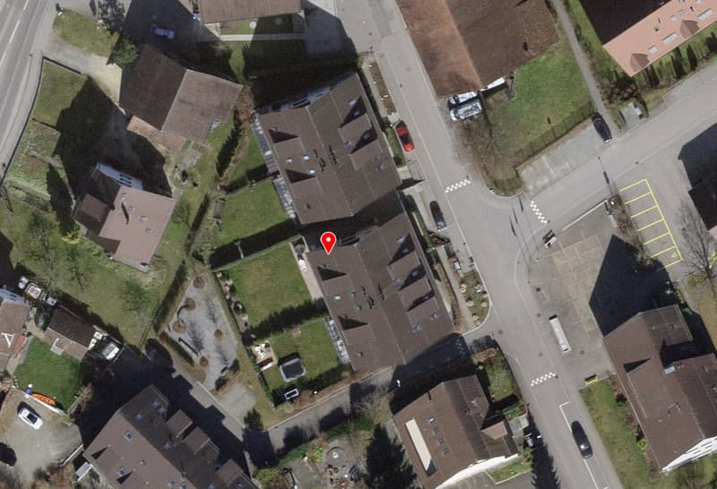 Lufingen: 3 ½-Zimmerwohnung mit Garagenplatz (2)