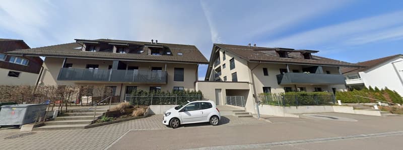 Lufingen: 3 ½-Zimmerwohnung mit Garagenplatz (1)