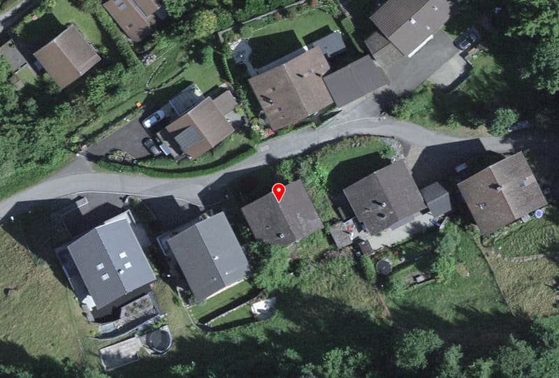 Charmantes Einfamilienhaus in idyllischer Lage in Leissigen (3)