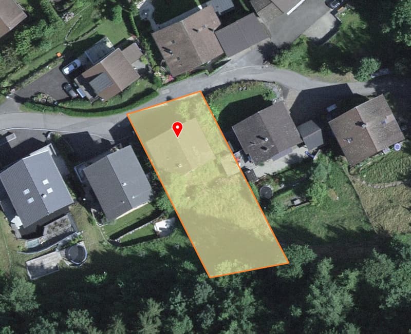 Charmantes Einfamilienhaus in idyllischer Lage in Leissigen (2)