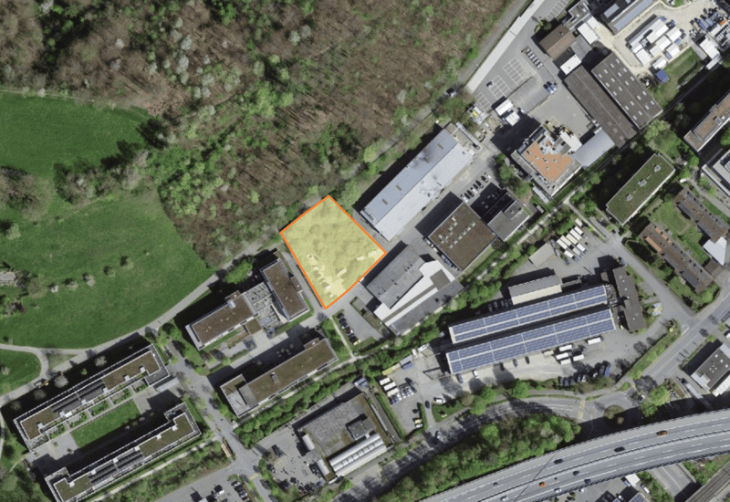 Sonniges Bauland an der Rehhagstrasse in Bern-Bümpliz (2)