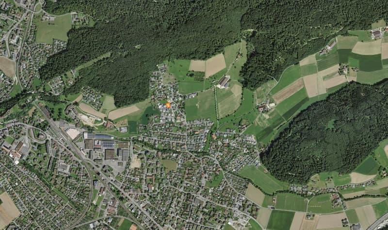 Modernes Einfamilienhaus mit Pool in Oftringen (4)