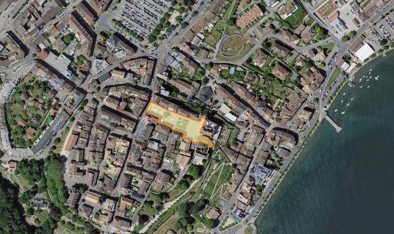 Charmante 4.5-Zimmer-Wohnung an der Place du Château in Nyon (3)
