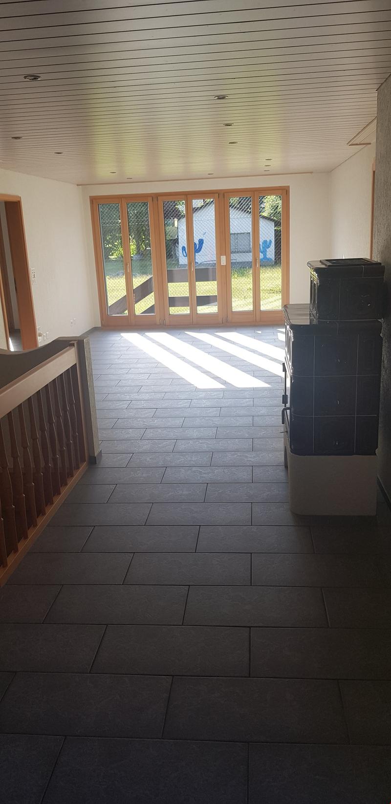grosszügiges Wohnzimmer