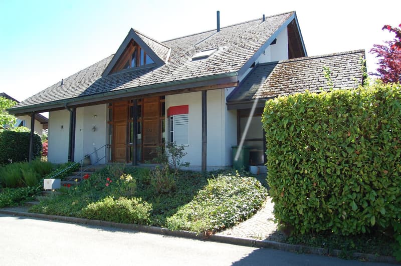 Freistehendes, ruhig gelegenes 7.5-Zimmer-Einfamilienhaus in Moosseedorf (3)