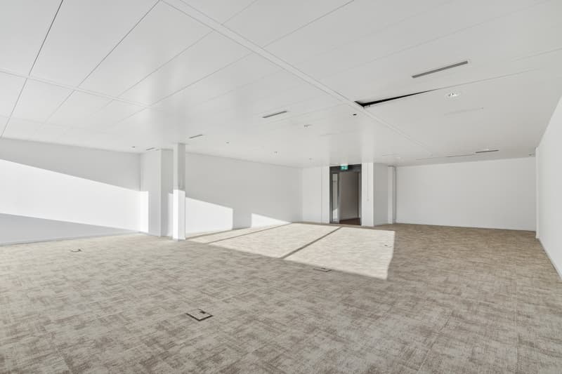 Bureau de 142 m² à louer à Terre Bonne (2)