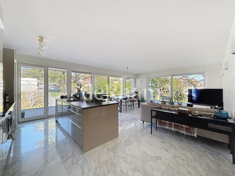 Idéalement situé, splendide 3.5 pièces d'env. 101m2 (3)