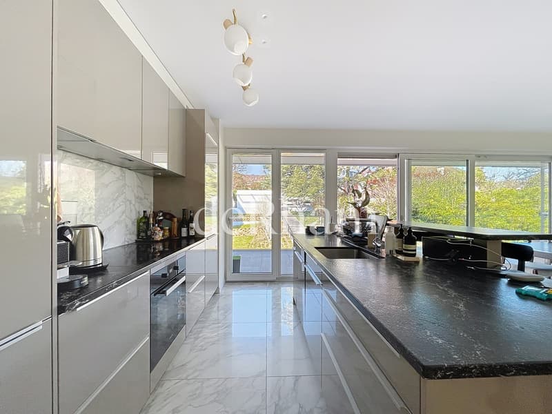 Idéalement situé, splendide 3.5 pièces d'env. 101m2 (4)