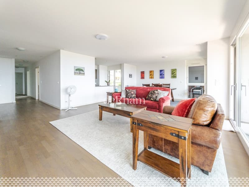 Magnifique appartement de 5.5 pièces avec vue lac! (5)
