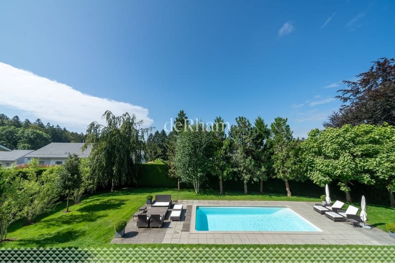 Sublime villa d'architecte avec piscine aux portes de Lausanne (12)