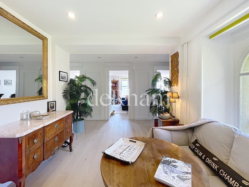 Splendide appartement de 4 pièces avec vue imprenable ! (2)