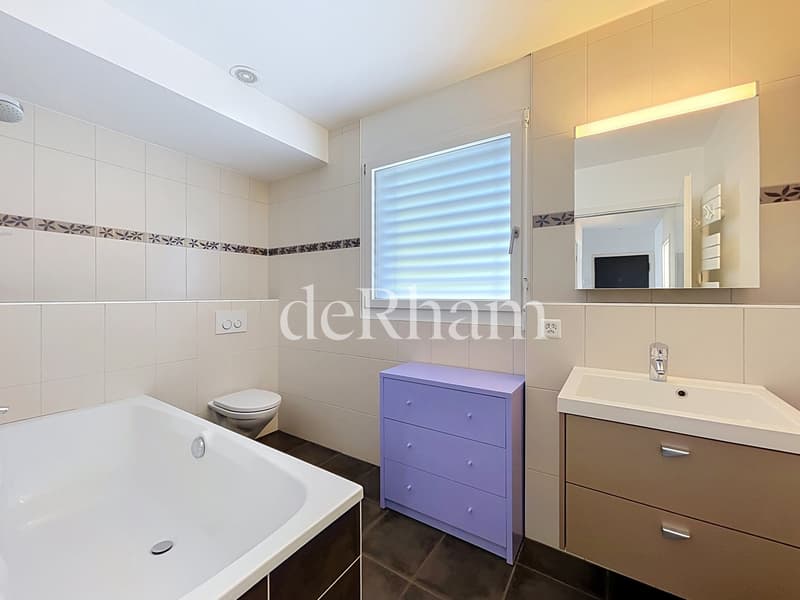 Bel appartement en attique de 3.5 pièces! (5)