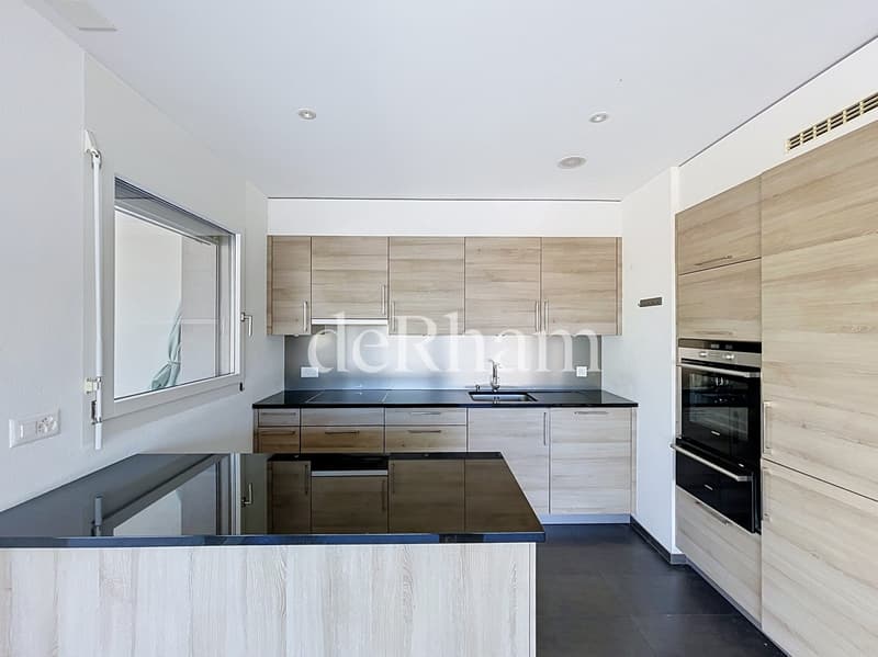 Bel appartement en attique de 3.5 pièces! (7)