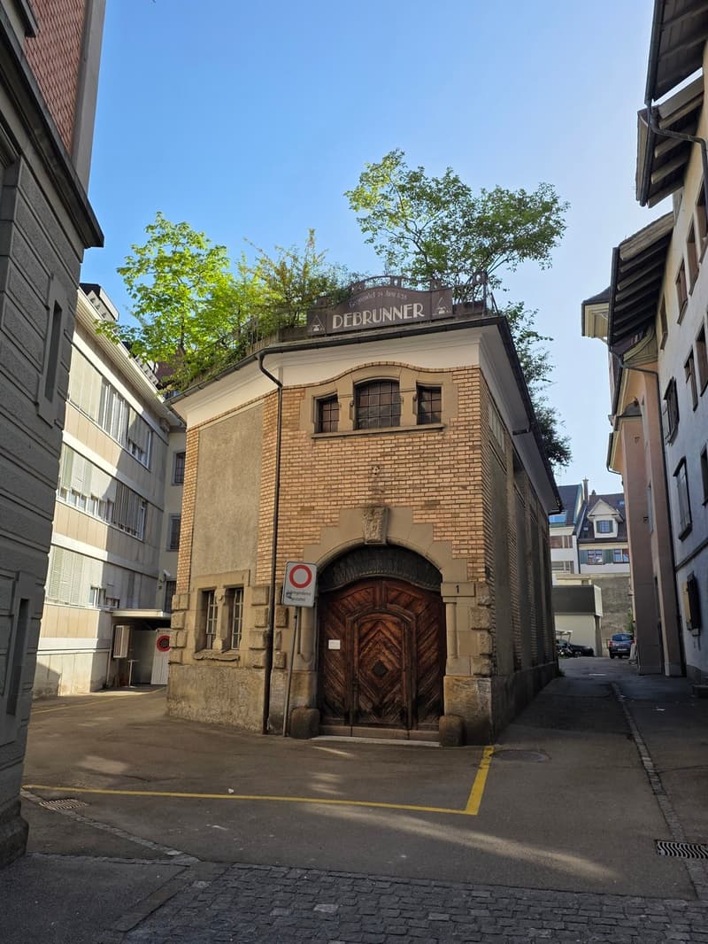 Lagerraum im 1. Obergeschoss zu vermieten - 107 m² (2)