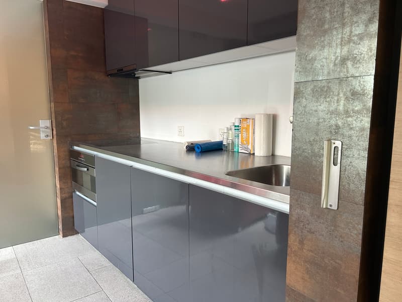 Charmantes Büro / Wohnatelier / Loft / Atelier im Herzen der Berner Altstadt (5)