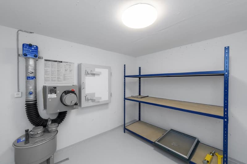 Freistehendes 5.5-Zimmer-Einfamilienhaus mit 901m² Grundstück und Ausbaupotential (25)