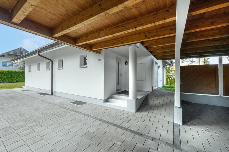 Freistehendes 5.5-Zimmer-Einfamilienhaus mit 901m² Grundstück und Ausbaupotential (32)