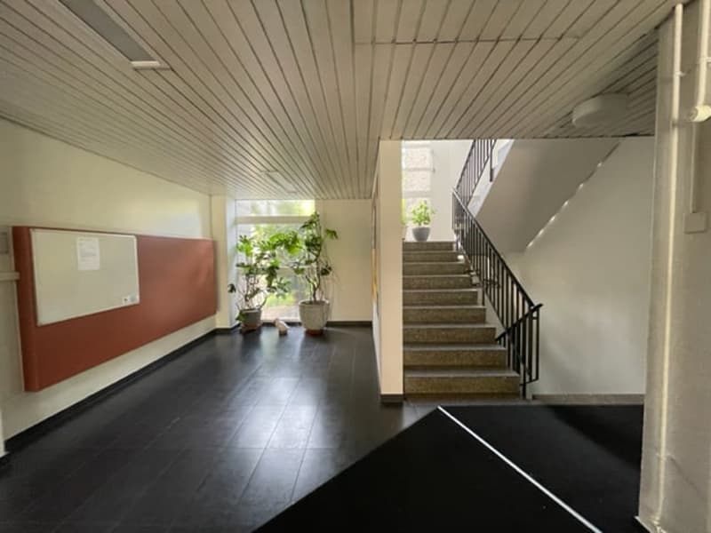 Charmante 3.5-Zimmer-Wohnung mit Balkon im Holenacker-Quartier (8)
