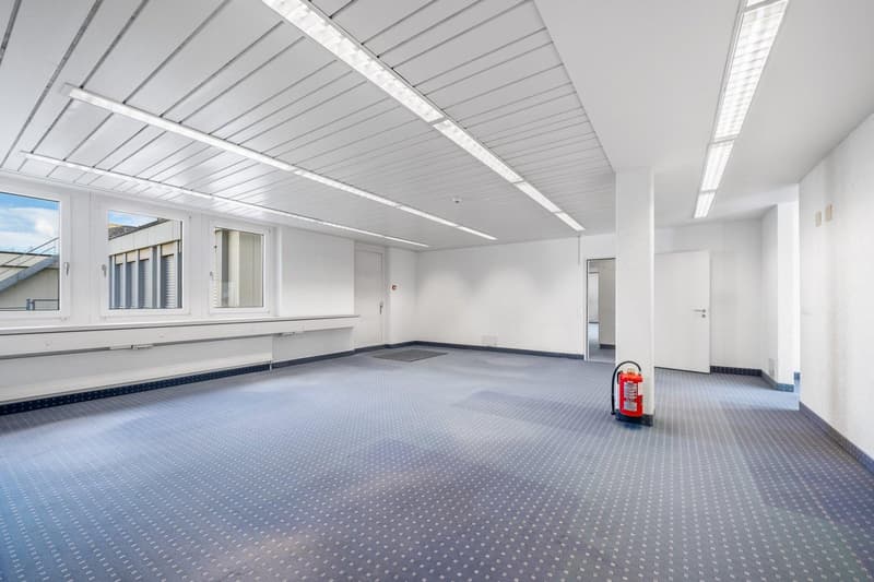 Individuell gestaltbare Büroflächen über dem Beri-Markt (5)