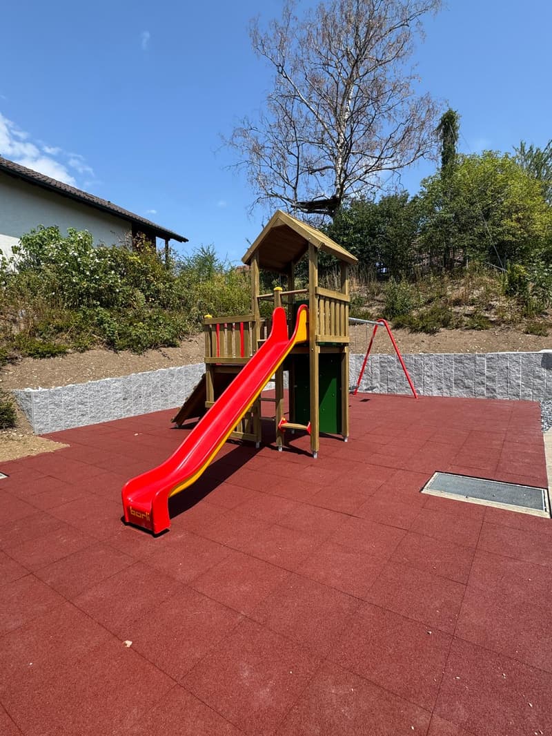 zu vermieten 4.5 Zimmerwohnung mit Gartensitzplatz (1)