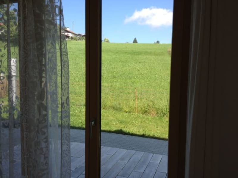 Charmant duplex de 3.5 pièces à Muriaux – Vue dégagée et cadre paisible (3)