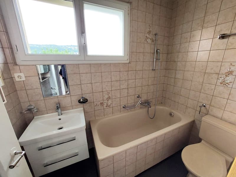 Charmantes 5-Zimmer-Reihenhaus mit Garage und Garten (8)