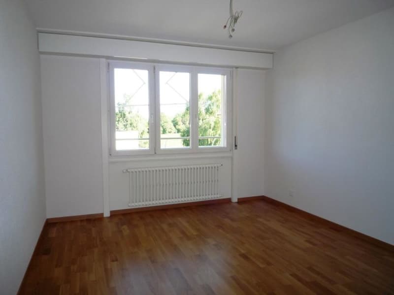 Bel appartement de 4 pièces dans quartier calme proche du lac ! (8)