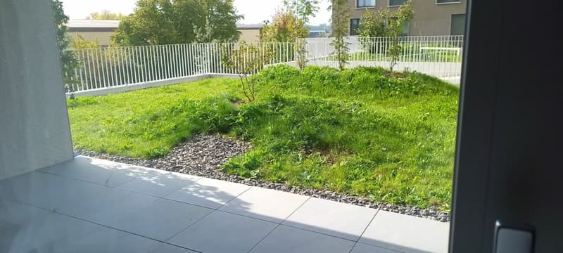 Beau studio au rez-de-chaussée avec terrasse (9)