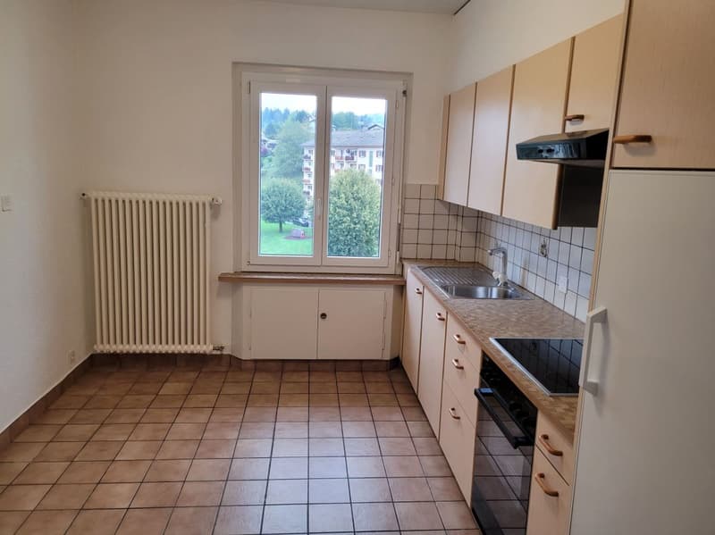 Appartement de 3 pièces avec balcon (1)