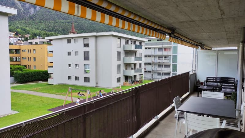 Moderne 3.5-Zimmer-Wohnung mit Bergpanorama in Glis (3)
