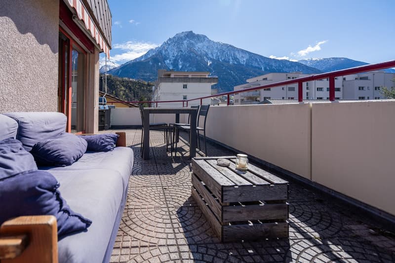Grosszügige Attikawohnung mit Privatlift und sonniger Terrasse in Naters (44)
