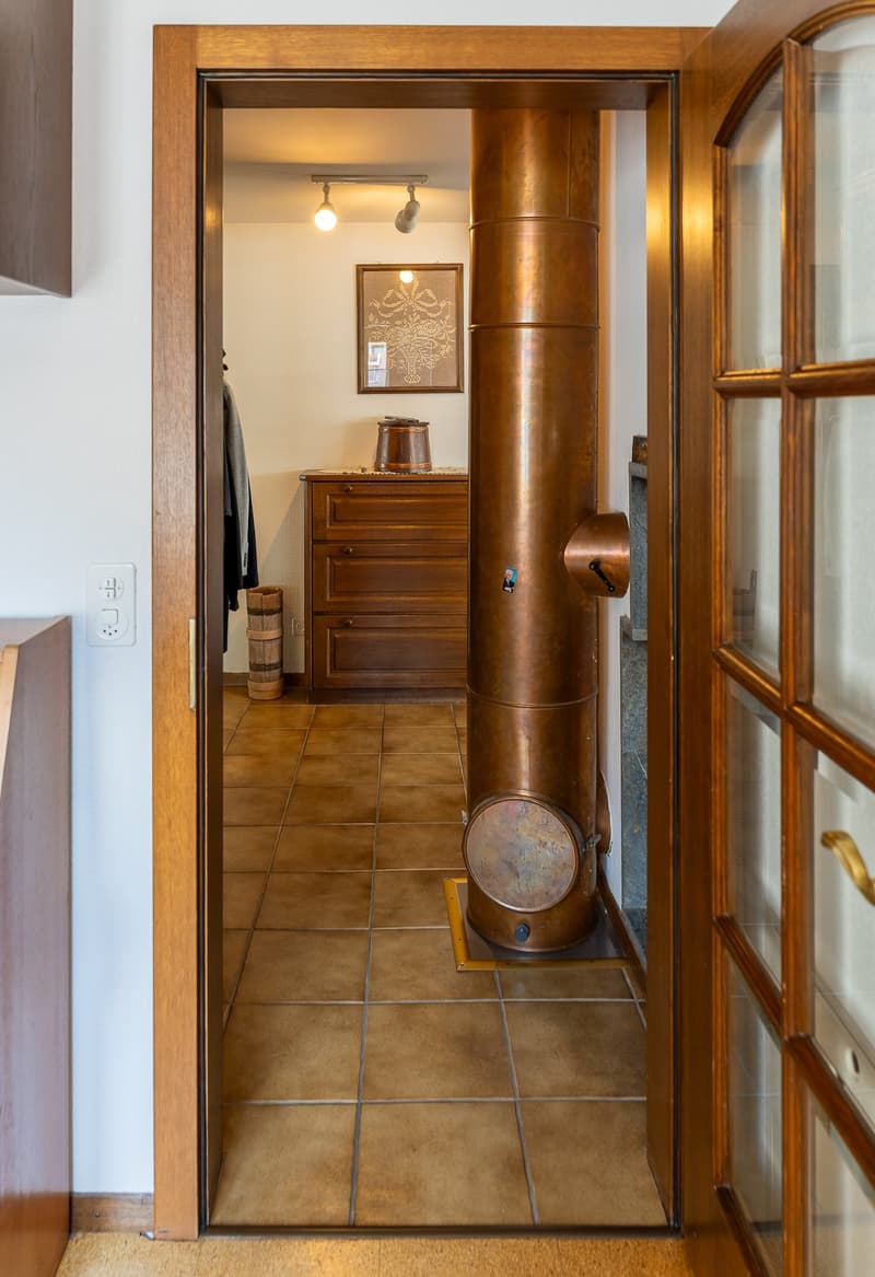 Grosszügige Attikawohnung mit Privatlift und sonniger Terrasse in Naters (39)