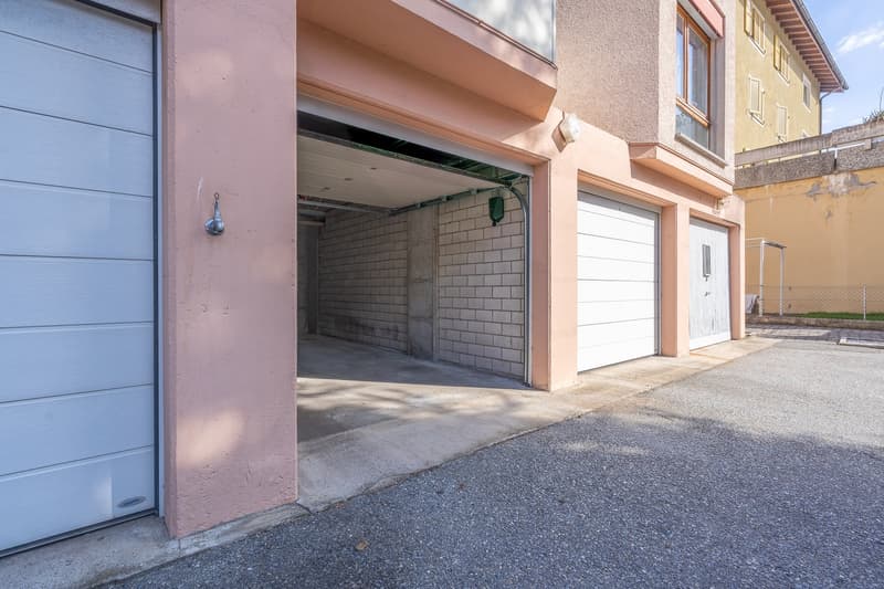 Grosszügige Attikawohnung mit Privatlift und sonniger Terrasse in Naters (57)