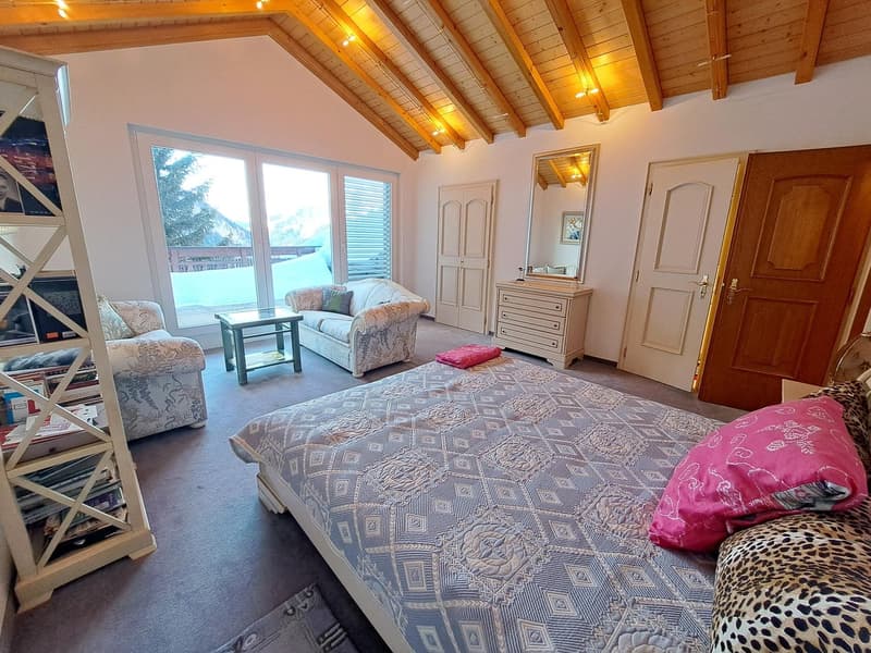 Magnifique Chalet de 8 pièces à Loèche-les-Bains – Luxe et Nature au Cœur des Alpes (12)