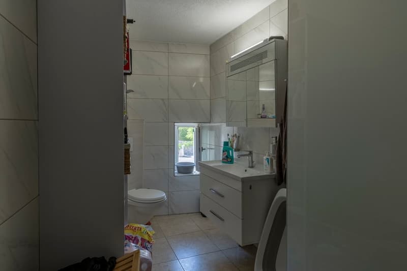 Immeuble mixte à haut potentiel au cœur du village de Bôle (Commune de Milvignes) (24)