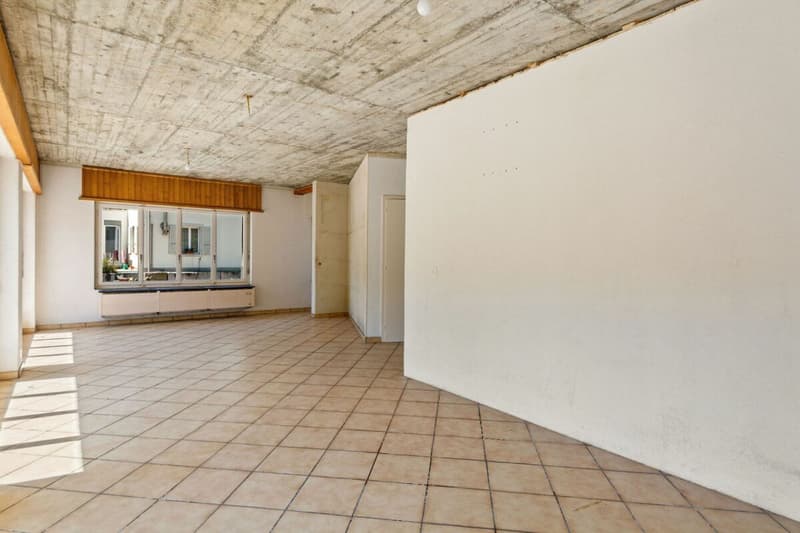 Sonceboz, maison à rénover avec grange (5)