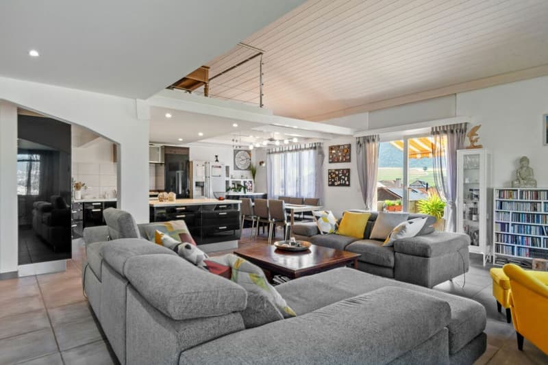 Dombresson, magnifique duplex de 4.5 pièces en attique, garage, place de parc (4)