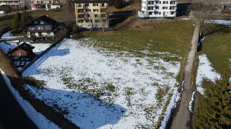 St-Imier, société immobilière à vendre comprenant un terrain à bâtir avec permis (3)