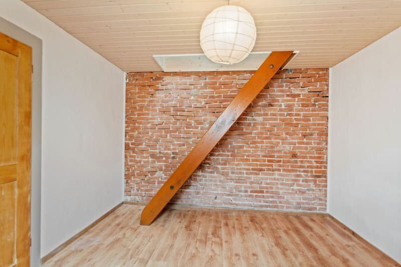 St-Imier, maison de caractère - Parfaite pour famille et activité professionnelle (12)