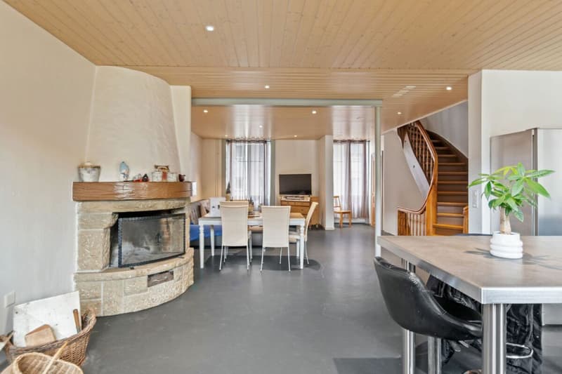 St-Imier, maison de caractère - Parfaite pour famille et activité professionnelle (3)