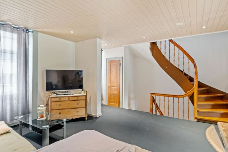 St-Imier, maison de caractère - Parfaite pour famille et activité professionnelle (5)