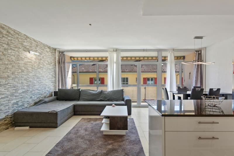 St-Imier, bel appartement rénové de 3.5 pces avec balcon et garage (4)