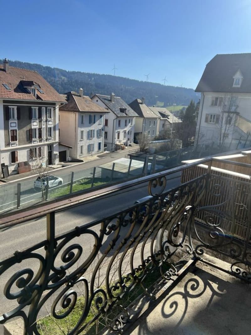 Tramelan, spacieux et lumineux appartement de 3.5 pièces avec balcon (13)