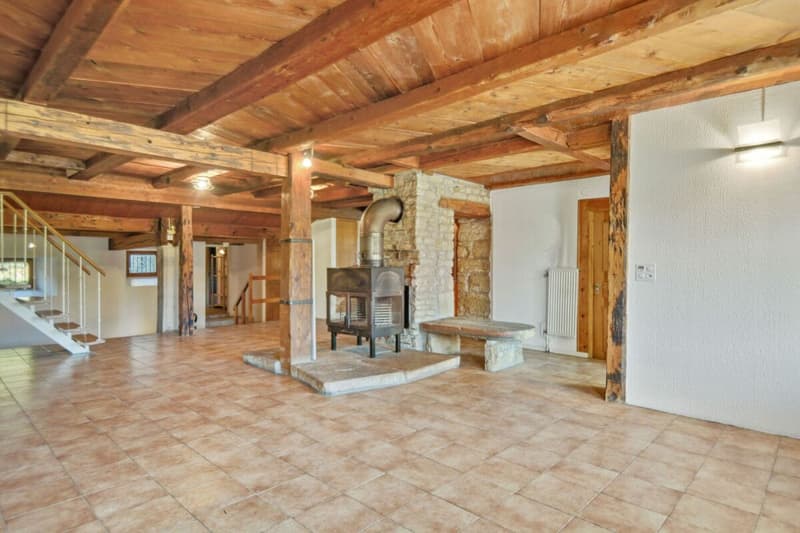 Le Noirmont, charmante ferme avec terrain constructible (2)