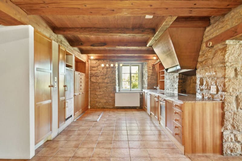 Le Noirmont, charmante ferme avec terrain constructible (3)