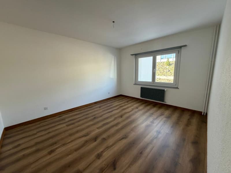 Tramelan, Joli appartement rénové de 4.5 pces au 2ème étage avec balcon (7)