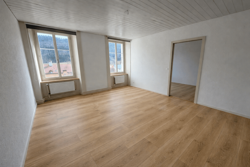 St-Imier, appartement lumineux de 2.5 pièces au 1er étage (4)