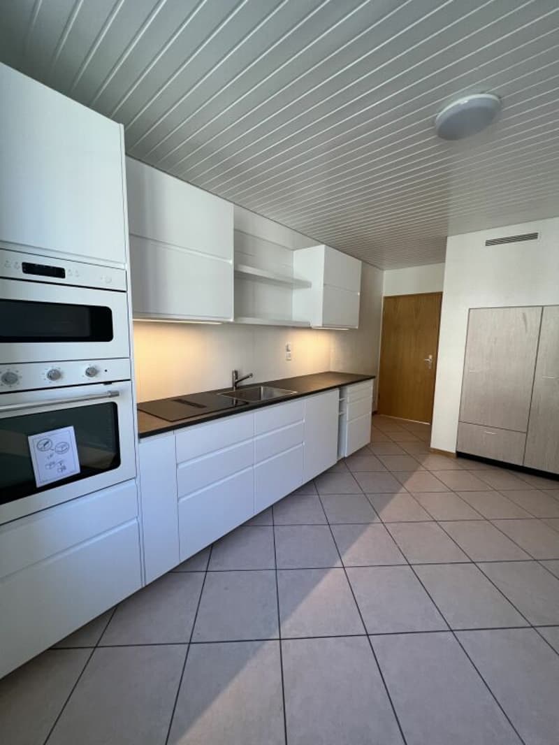 Sonvilier, bel appartement de 3,5 pièces au 2ème étage avec cuisine moderne (2)
