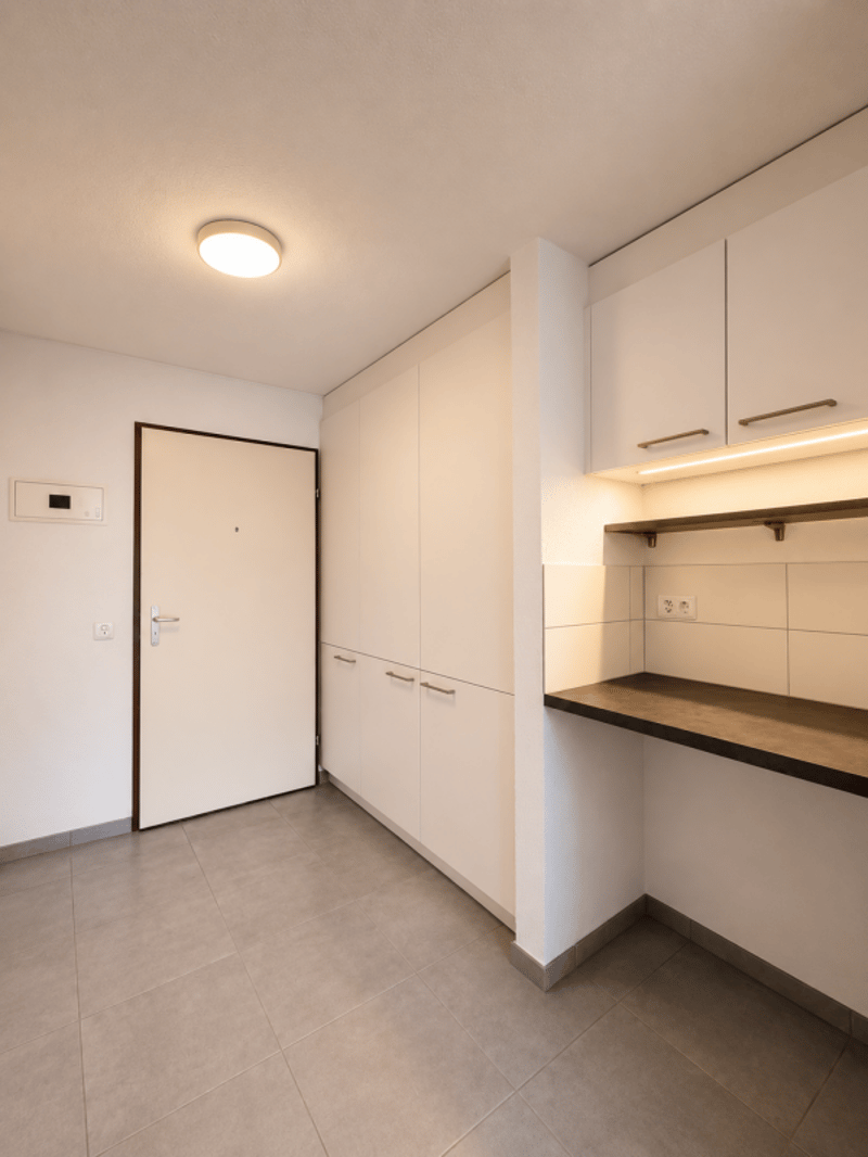 Reconvilier, joli logement de 2 pièces au 2ème étage avec cuisine neuve et balcons (2)